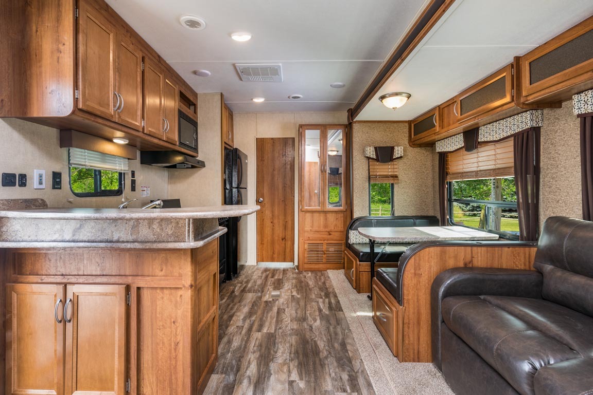 Gulf Stream Trailmaster Image