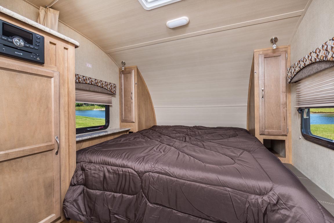 Gulf Stream Vista Cruiser 19BFD Image