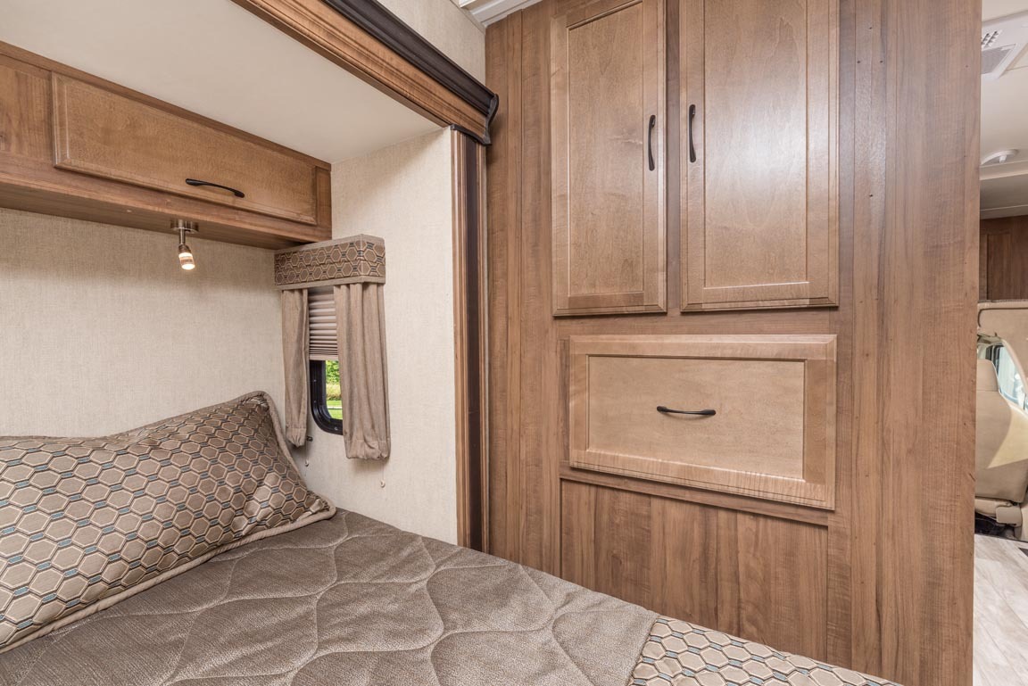 Gulf Stream Conquest Class C 6220 Image