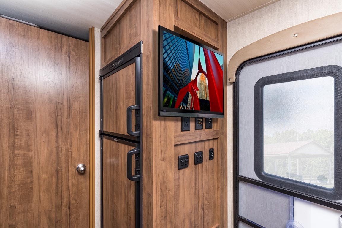 Gulf Stream Vista Cruiser 19ERD Image