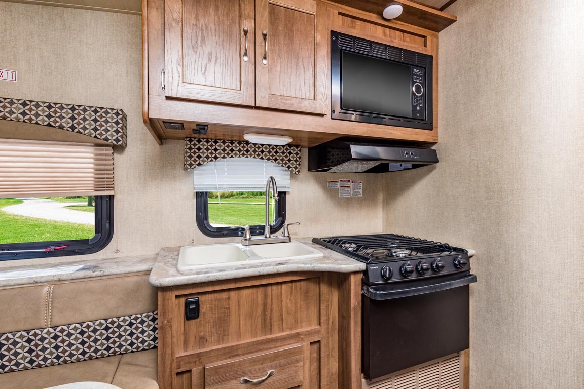 Gulf Stream Vista Cruiser 19ERD Image