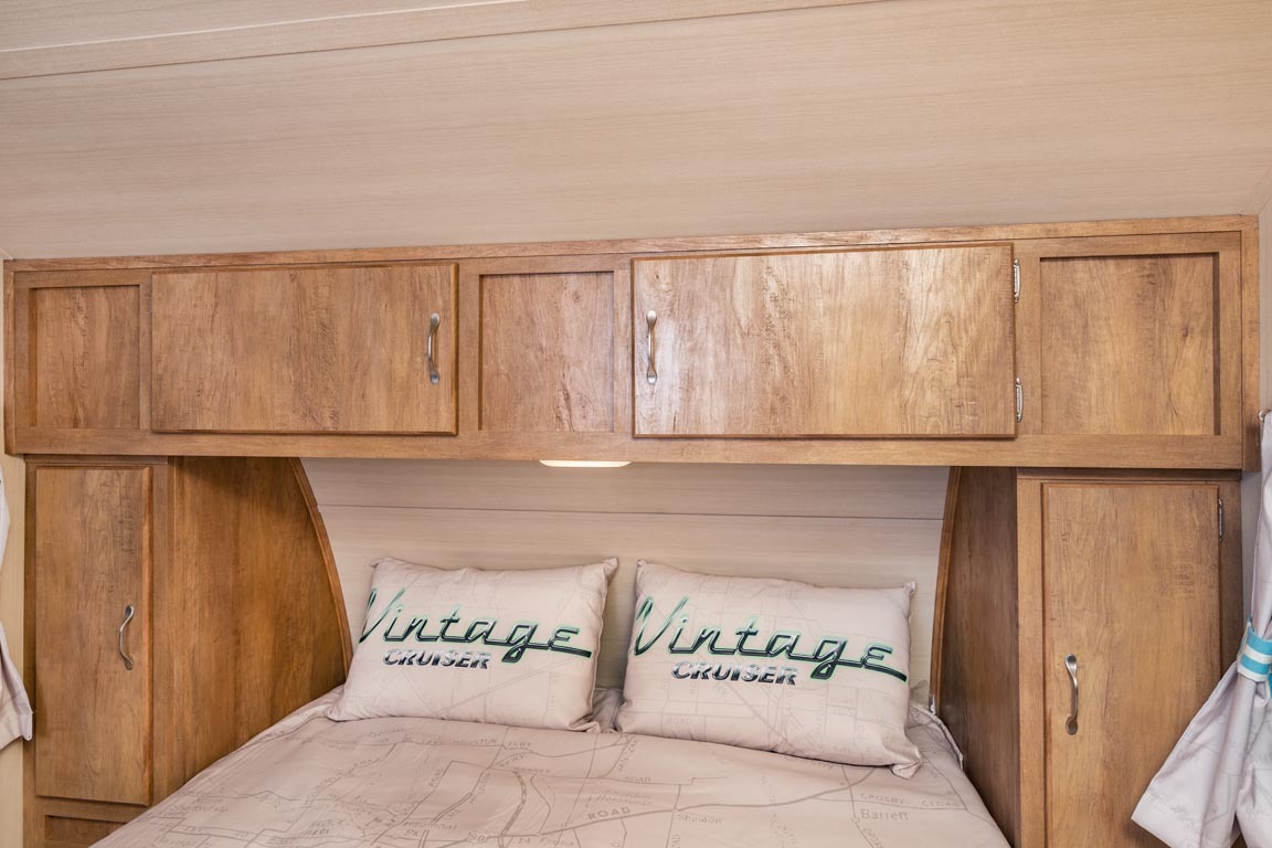 Gulf Stream Vintage Cruiser 19CSK Image