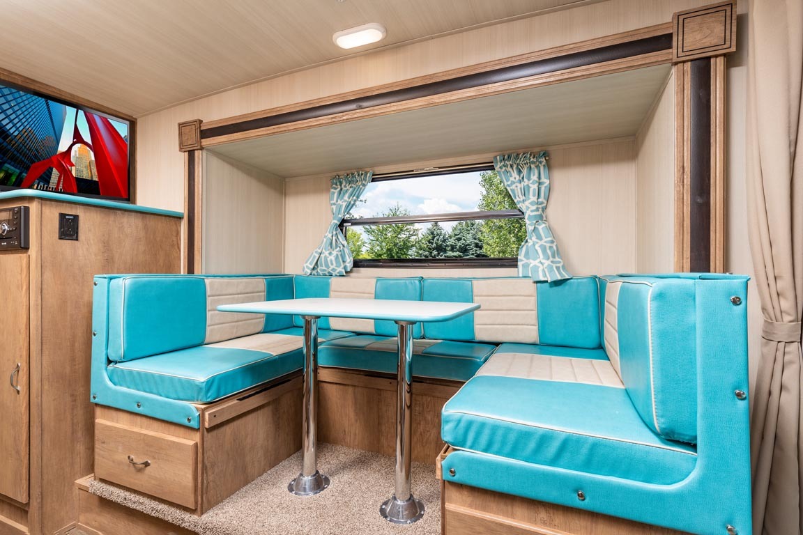 Gulf Stream Vintage Cruiser 23BHS Image