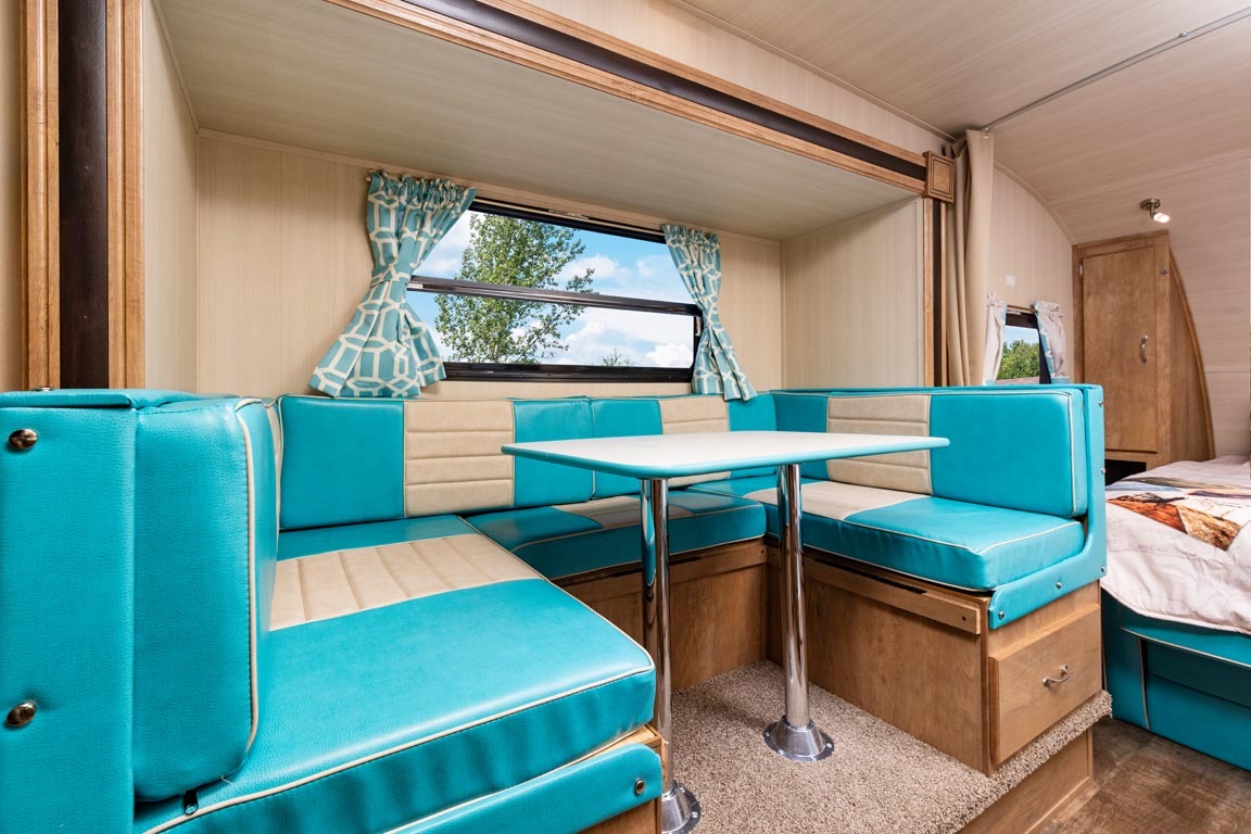 Gulf Stream Vintage Cruiser 23BHS Image