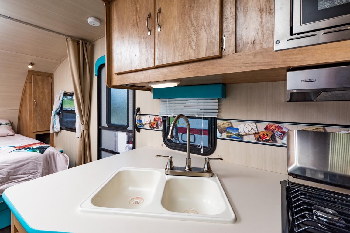 Gulf Stream Vintage Cruiser 23BHS Image