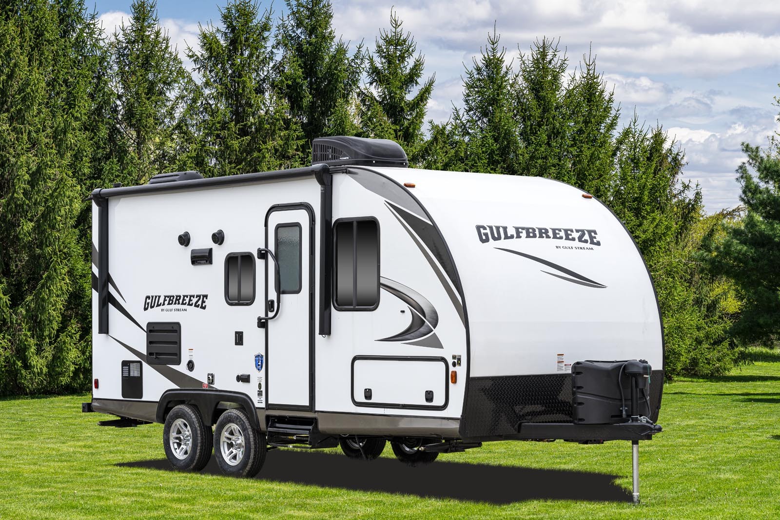 21QBS Gulf Breeze Light Weight Trailers Gulf Stream Coach Inc.