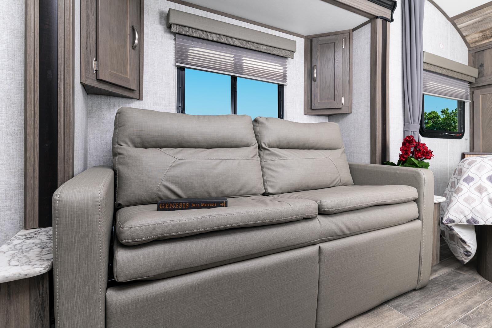 Gulf Stream Vista Cruiser 19CSK Image
