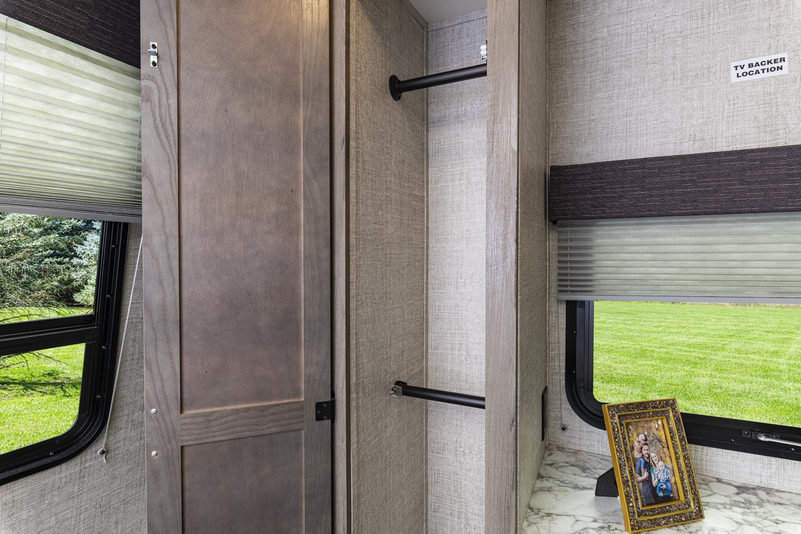 33DBDB Conquest Travel Trailers Gulf Stream Coach Inc.