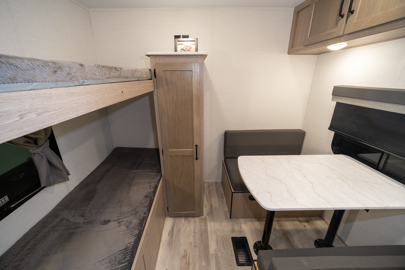Gulf Stream Trailmaster 36FRSG Image