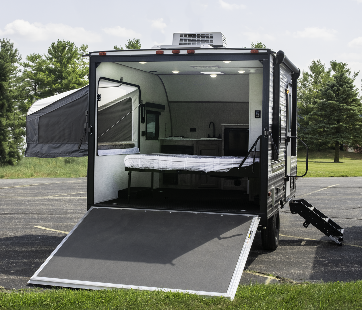 Gulf Stream Kingsport Lite 15TH Image