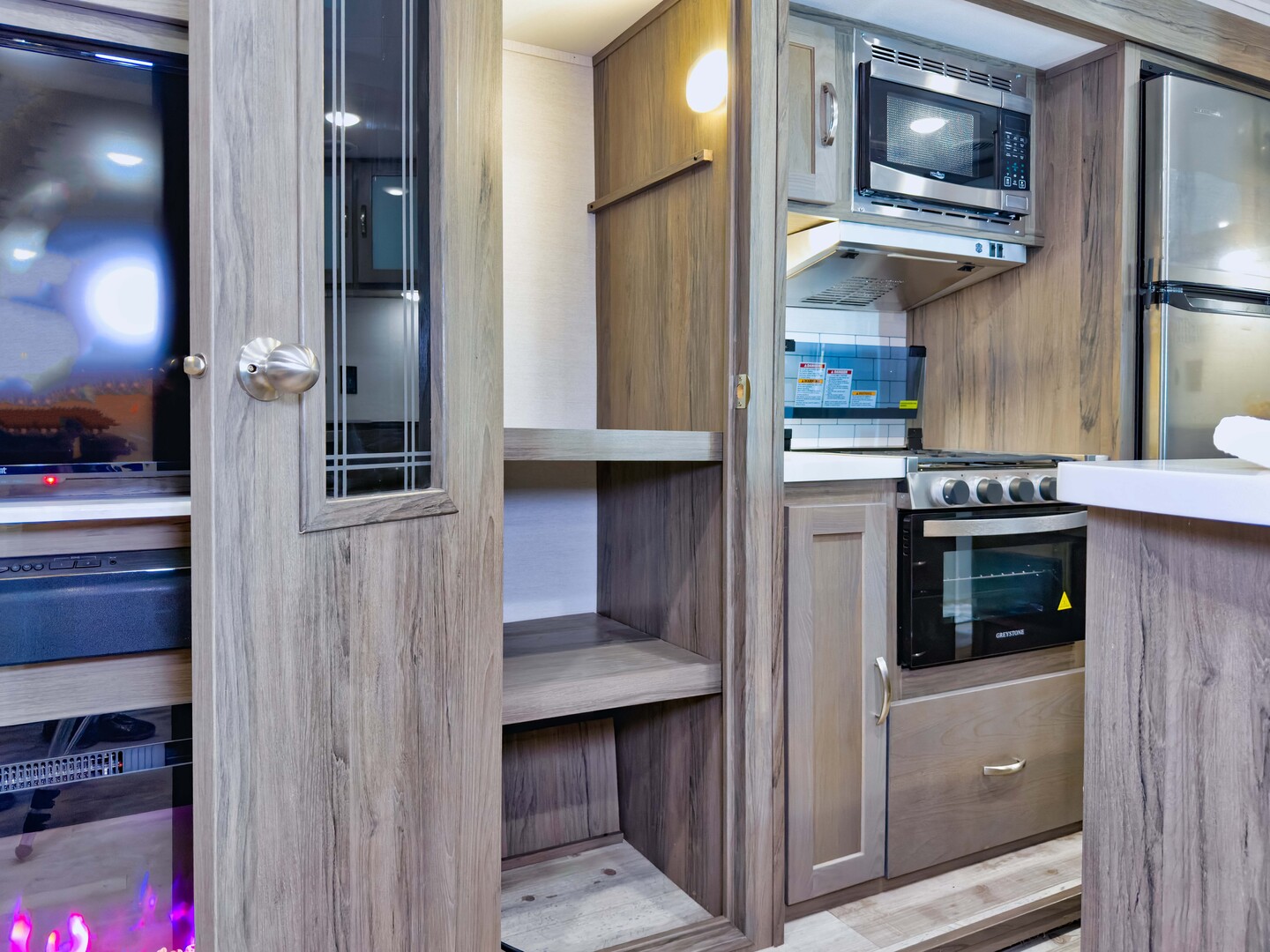 Gulf Stream Envision 290RL Image